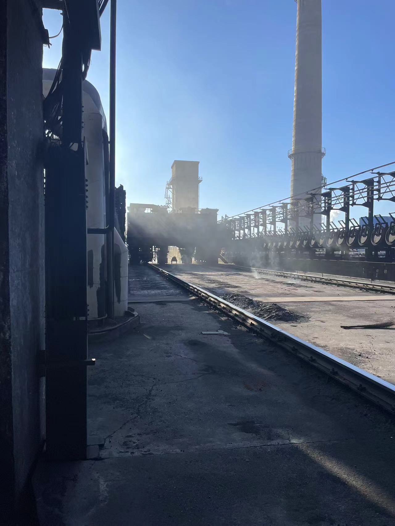Tower coal scale